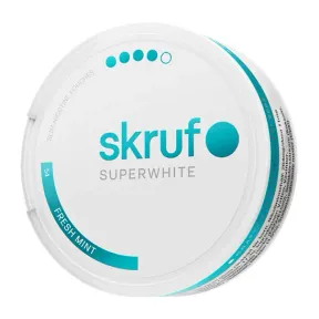 Skruf SUPERWHITE no 54 Fresh Mint Slim Extra Strong